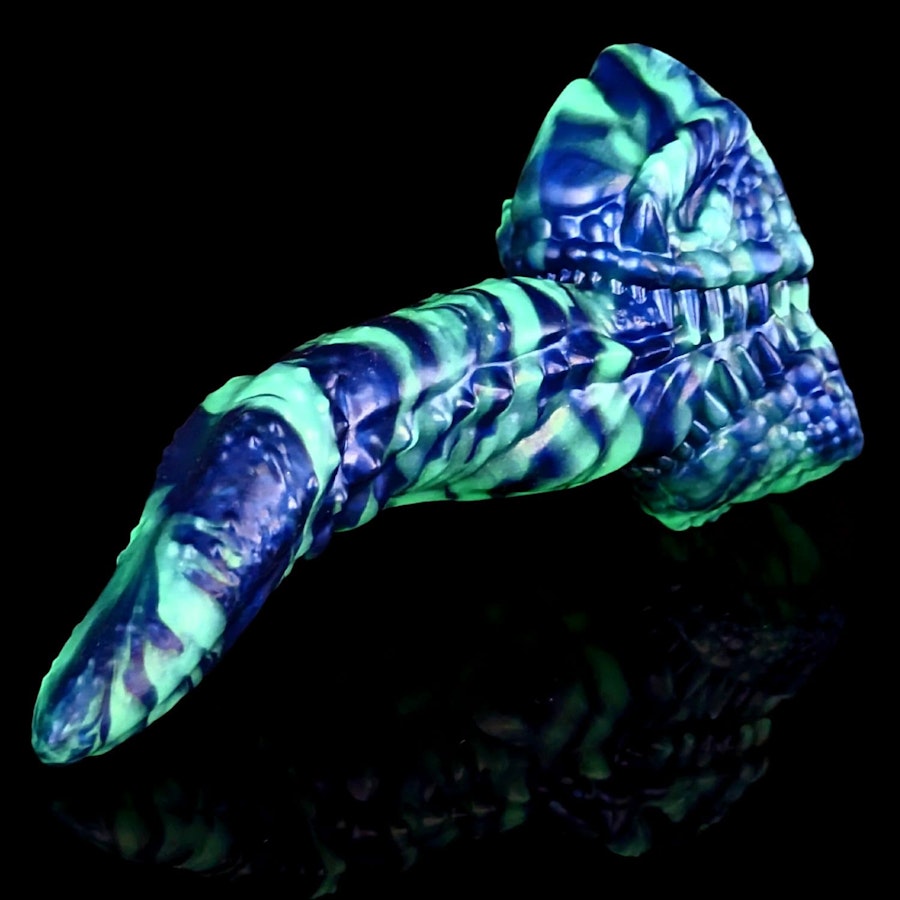Uldred's Maw - Signature Color - Custom Fantasy Tongue Dildo - Silicone Dragon Maw Sex Toy Image # 36138