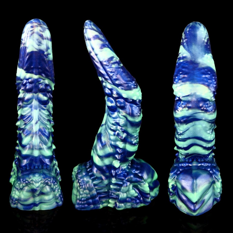 Uldred's Maw - Signature Color - Custom Fantasy Tongue Dildo - Silicone Dragon Maw Sex Toy Image # 36142