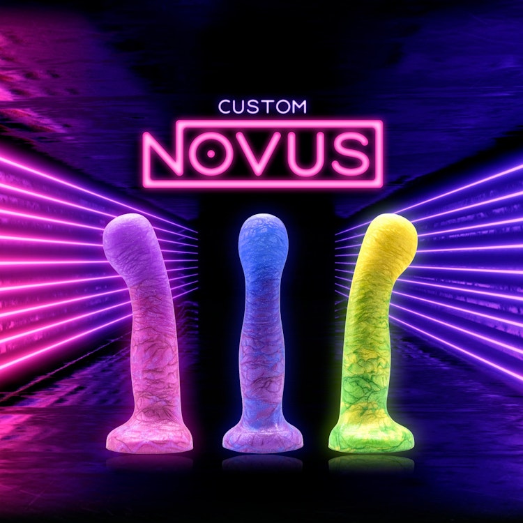Custom Novus Beginner Dildo photo