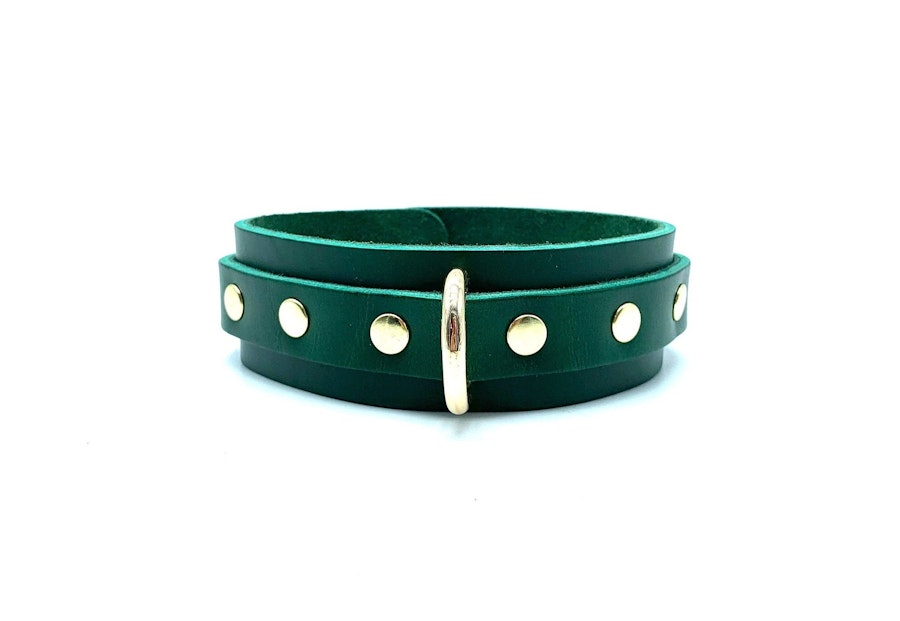 Leather Collar and Leash, "Mona", Emerald Green Italian Leather Choker, Neck Restraint for BDSM Bondage Submissive, Custom Engraving Image # 57533