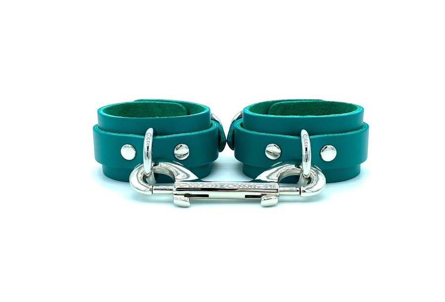 7 Piece Bondage Kit "Candice", Teal Green Leather BDSM Restraints, Wrist and Ankle Cuffs, Thigh Cuffs, Collar, Chain Leash Image # 57517