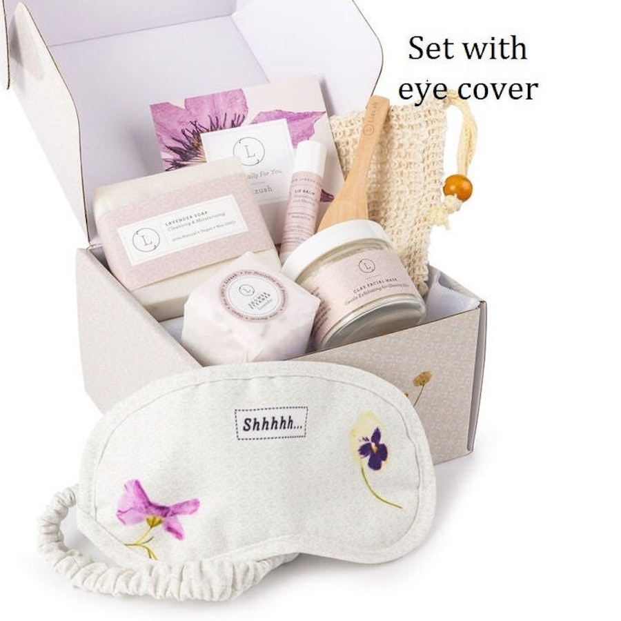 Ultimate Home Spa Gift Set: Relax and Rejuvenate with Luxurious Bath & Body Treats Image # 59689