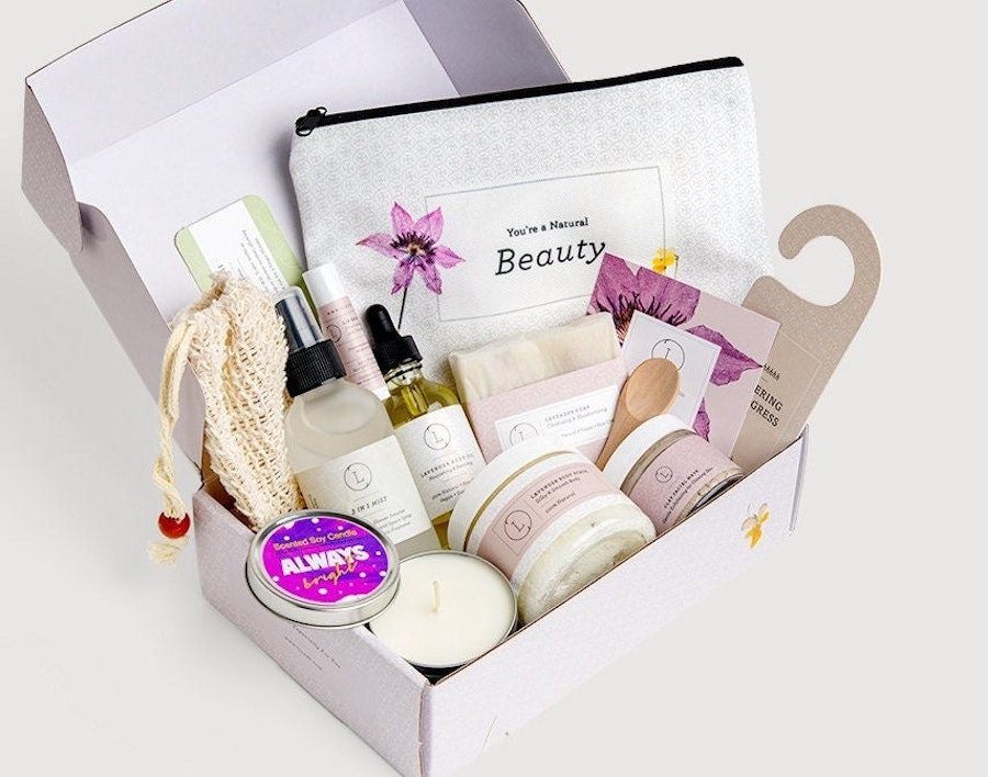 Luxury Spa Gift Set: Spoil Yourself with Premium Bath and Body Indulgences