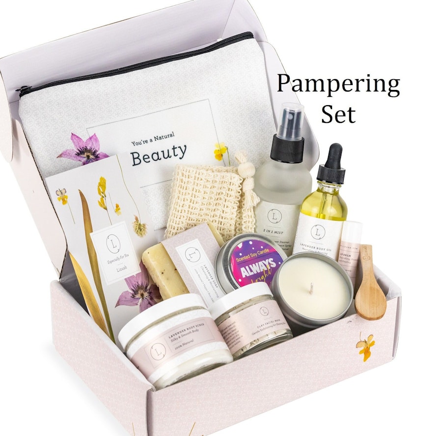 Ultimate Home Spa Gift Set: Relax and Rejuvenate with Luxurious Bath & Body Treats Image # 59688