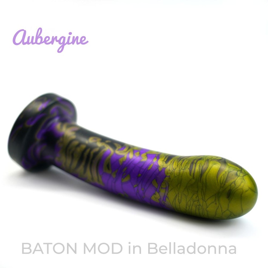 Baton Mod Platinum Silicone Dildo