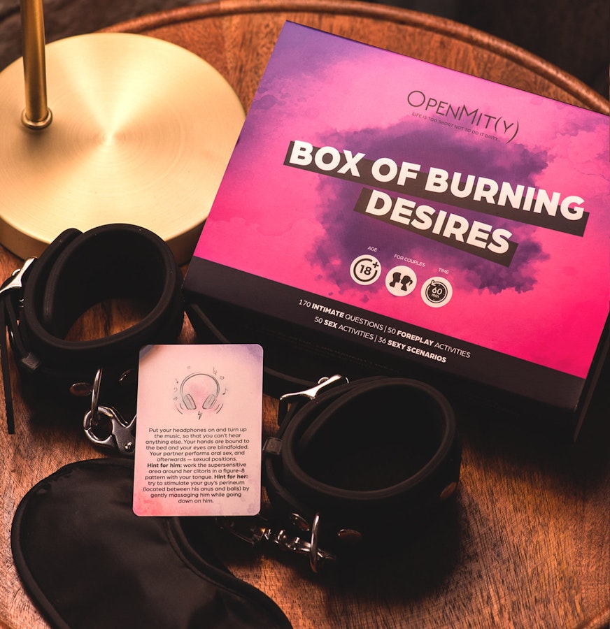 Sexy Game with Erotic Paintings. Box of Burning Desires. Valentines gift for him. Image # 117882