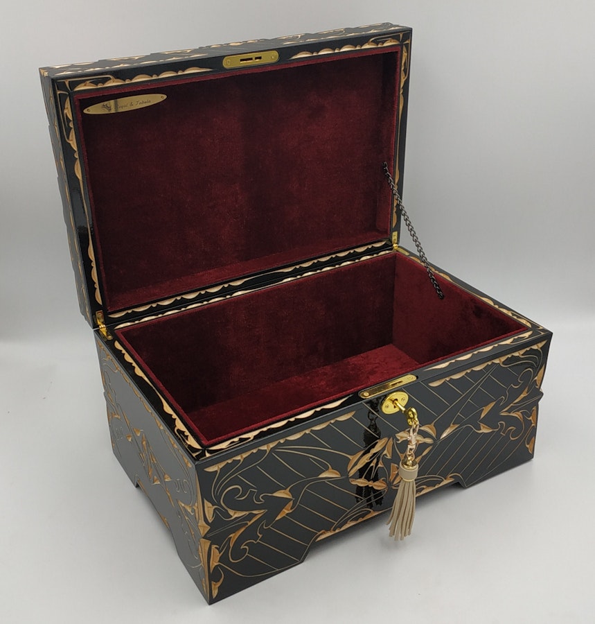 Jewelry boxes, Jewelry box, Wooden jewelry box, Unique jewelry box, Hand carved wooden box, Wooden keepsake box - Customizing Dimensions