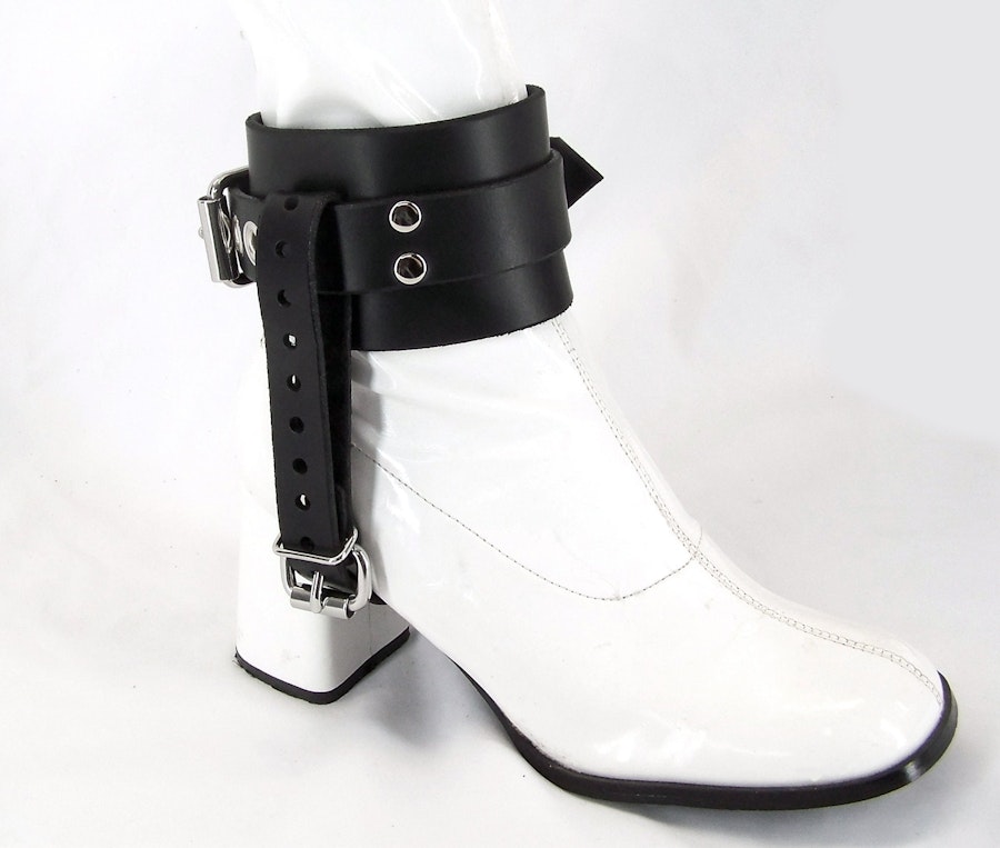 Leather High Heel Locking Ankle Cuffs Image # 122134