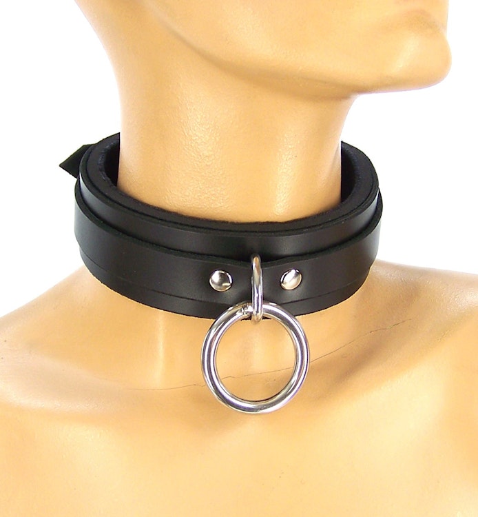 Classic Leather Locking Lined Collar photo